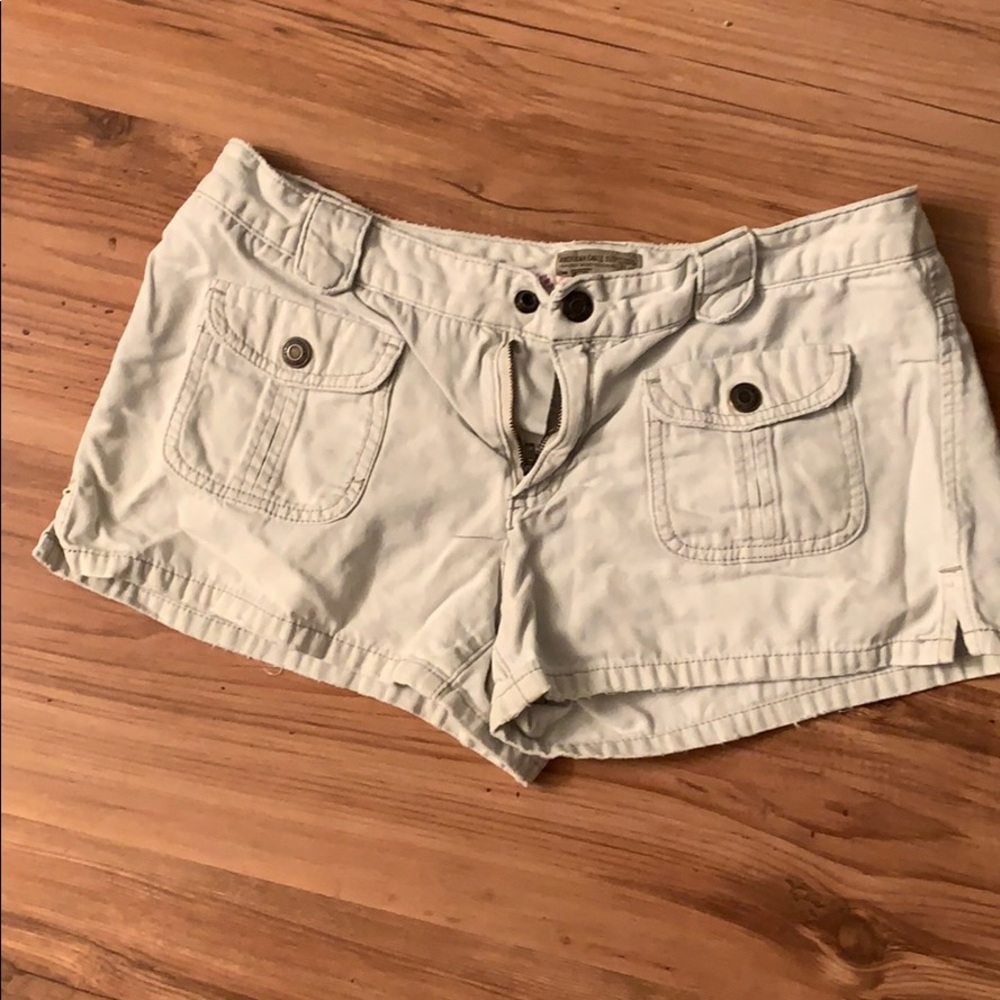 American Eagle khaki shorts